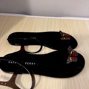 NEW - NO TAGS KATY PERRY BLACK BUTTERFLY THONG SANDALS